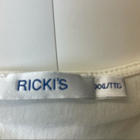 Ricki’s XXL white top - Picture 2 of 4